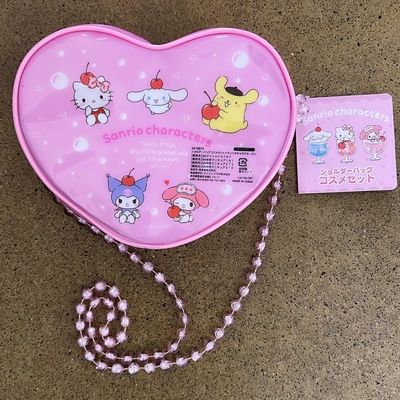 NEW Hello Kitty Sanrio Characters Fruit Soda Makeup Set Shoulder Cosmetic Bag - Picture 3 of 9